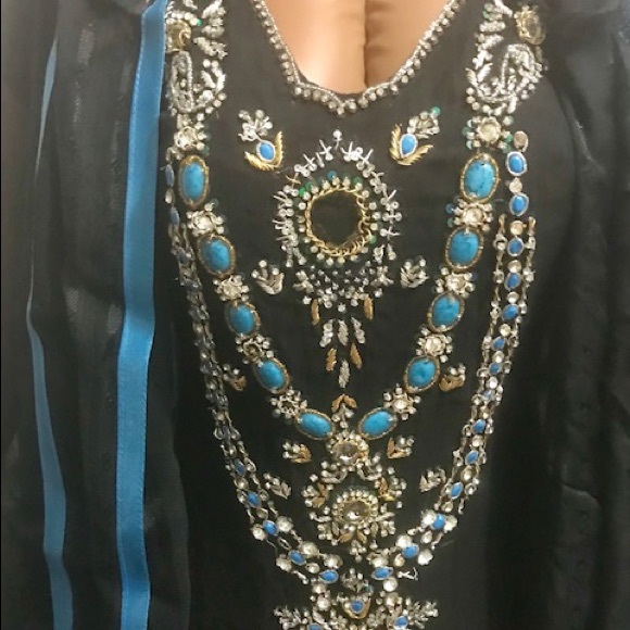 Black and blue georgette with silver work - Picture 2 of 2